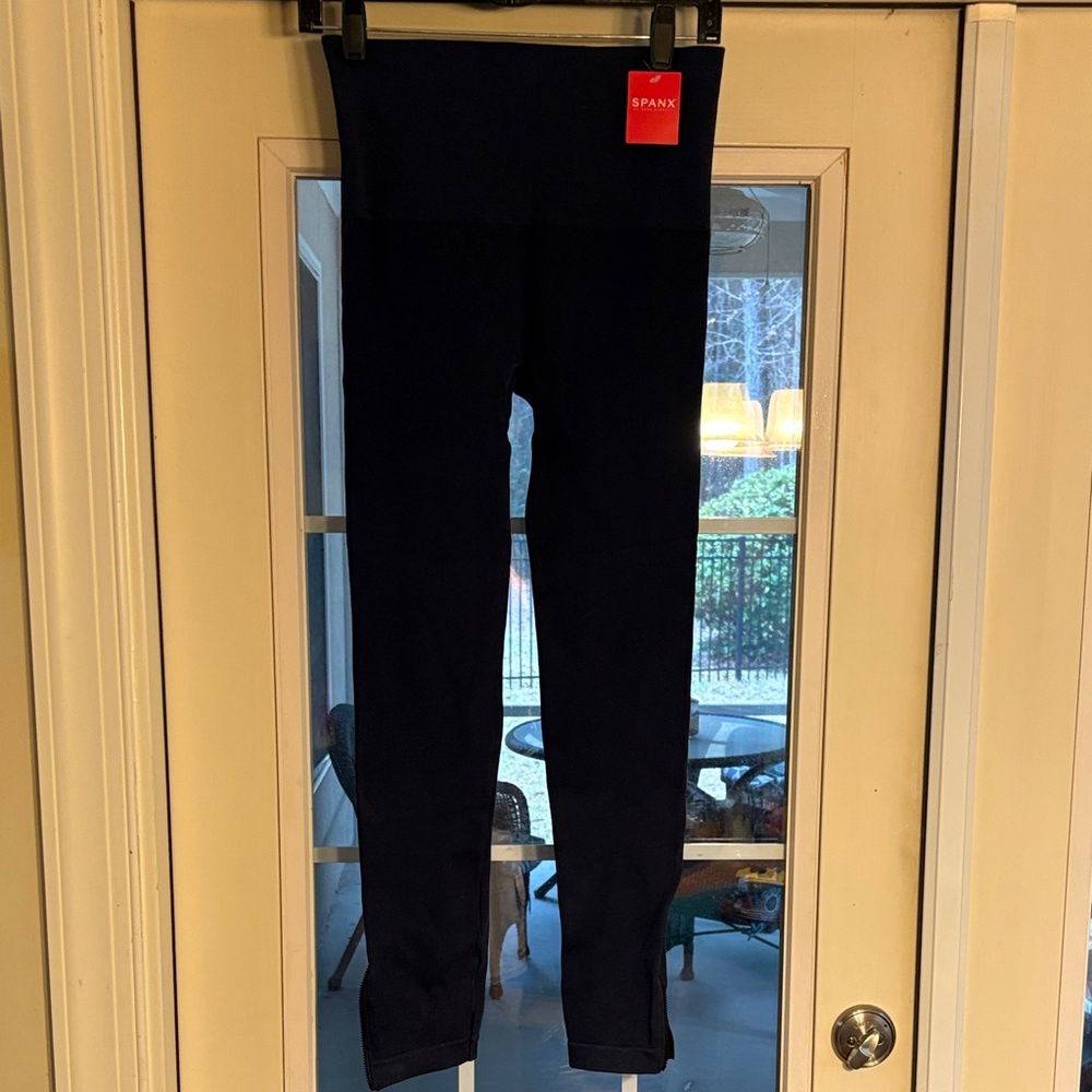 SPANX Navy Blue Style A297851 Side Zip Seamless Leggings